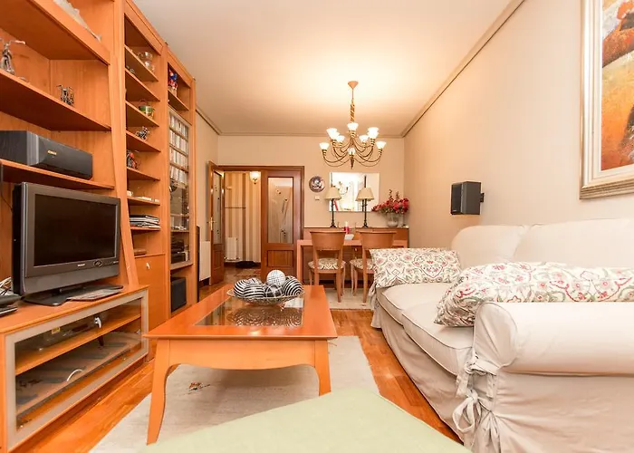 Apartamento Centrico Con Vistas A La Ria! Garaje, Ideal 2-4