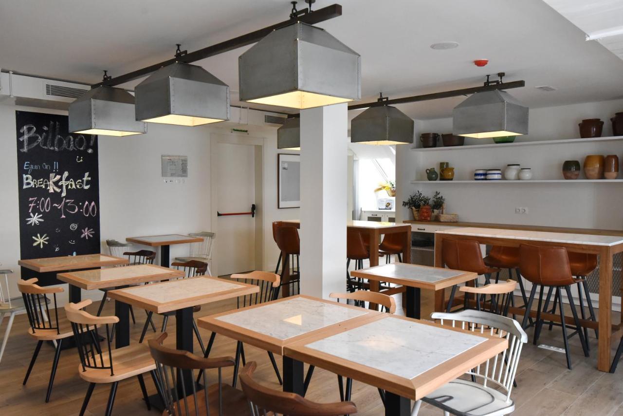 Hostal Latroupe La Granja Bilbao