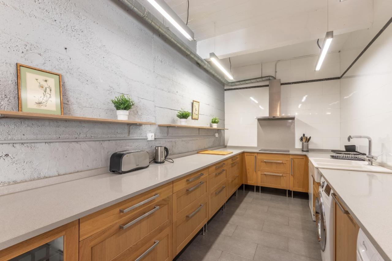 New! Lovely 3-bedroom Loft In Apartamento *
