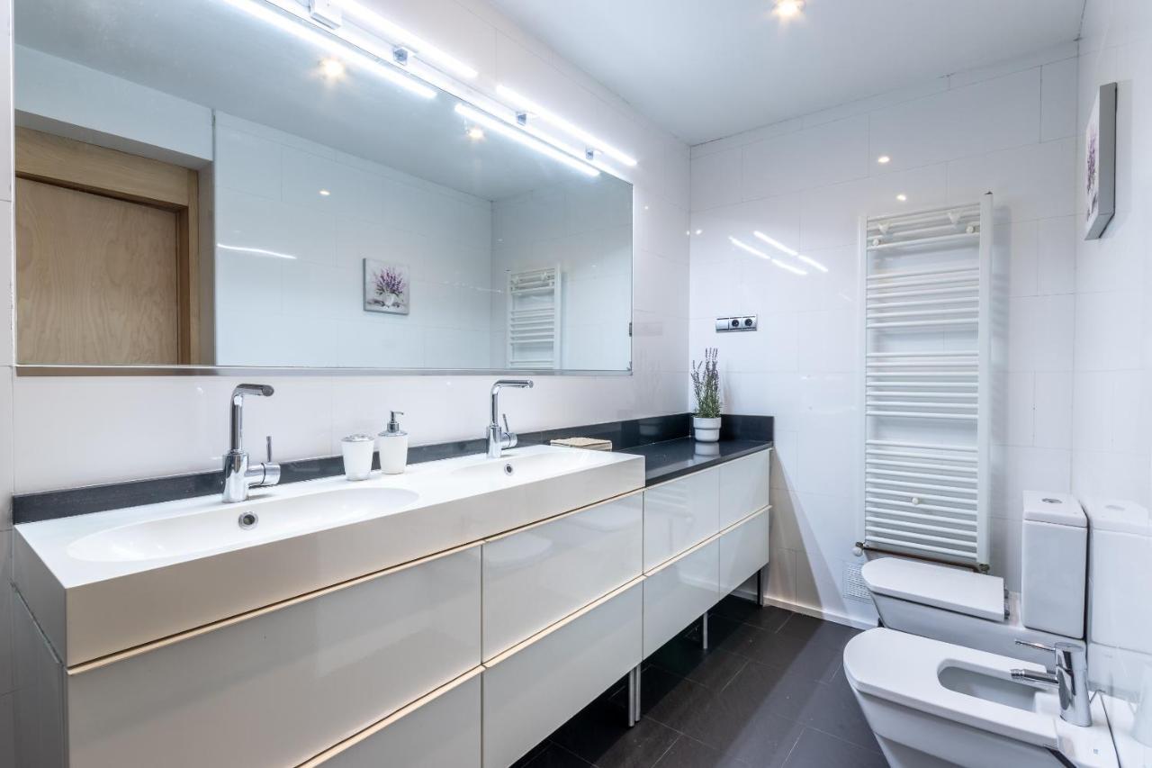 New! Lovely 3-bedroom Loft In
