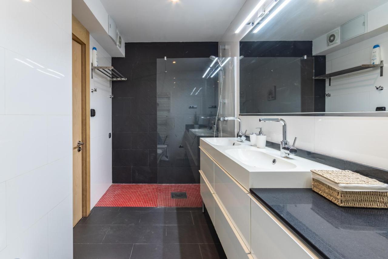 New! Lovely 3-bedroom Loft In Apartamento *