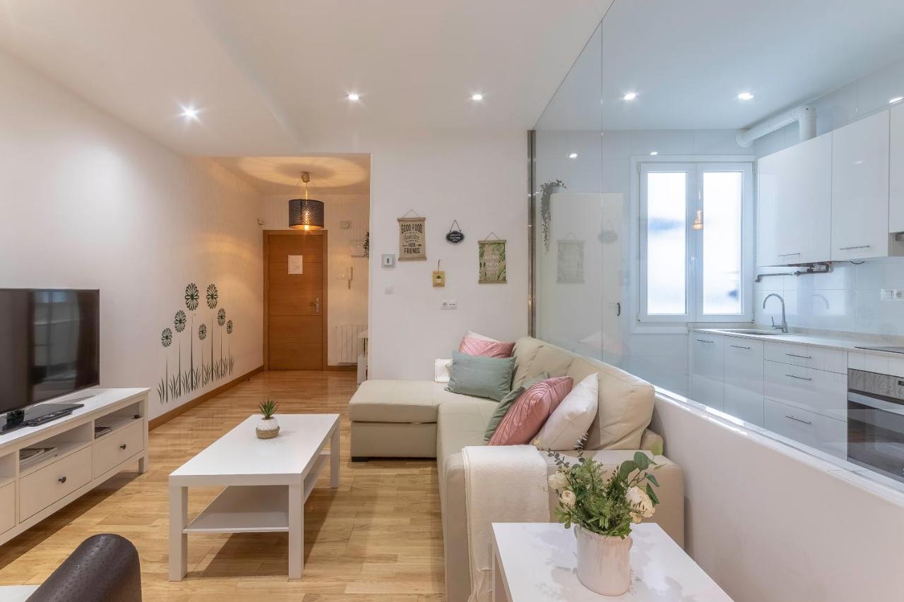 Espacioso Y Acogedor En El Centro Azkuna Appartement