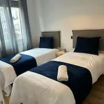 Piso Deluxe Con Balcon Cerca Del Casco Viejo