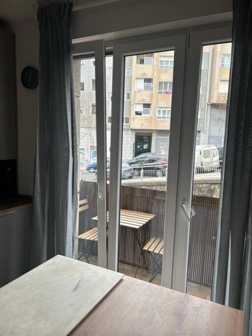 Apartamento Piso Deluxe Con Balcon Cerca Del Casco Viejo Bilbau