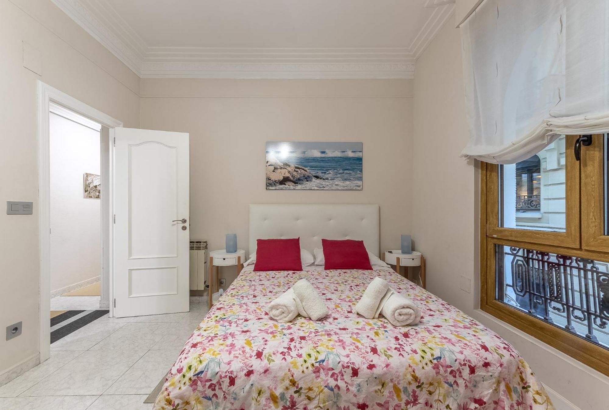 Apartamento En El Mismo Corazon Del Casco Viejo *